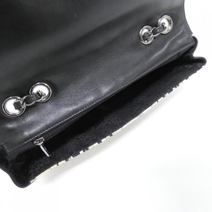 Vintage Chanel 22105 Shoulder Bag