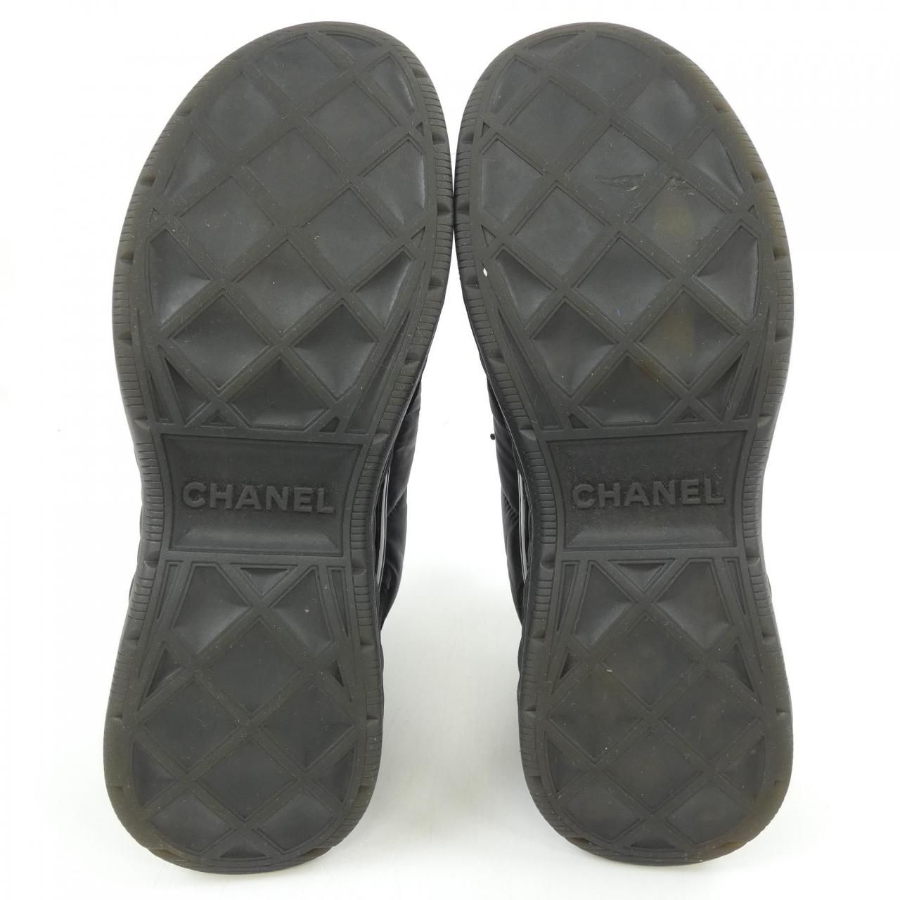 Chanel Chanel G38036 Sneakers