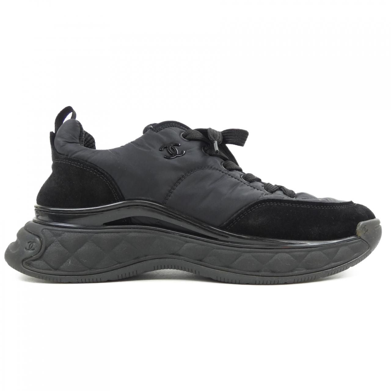 Chanel Chanel G38036 Sneakers