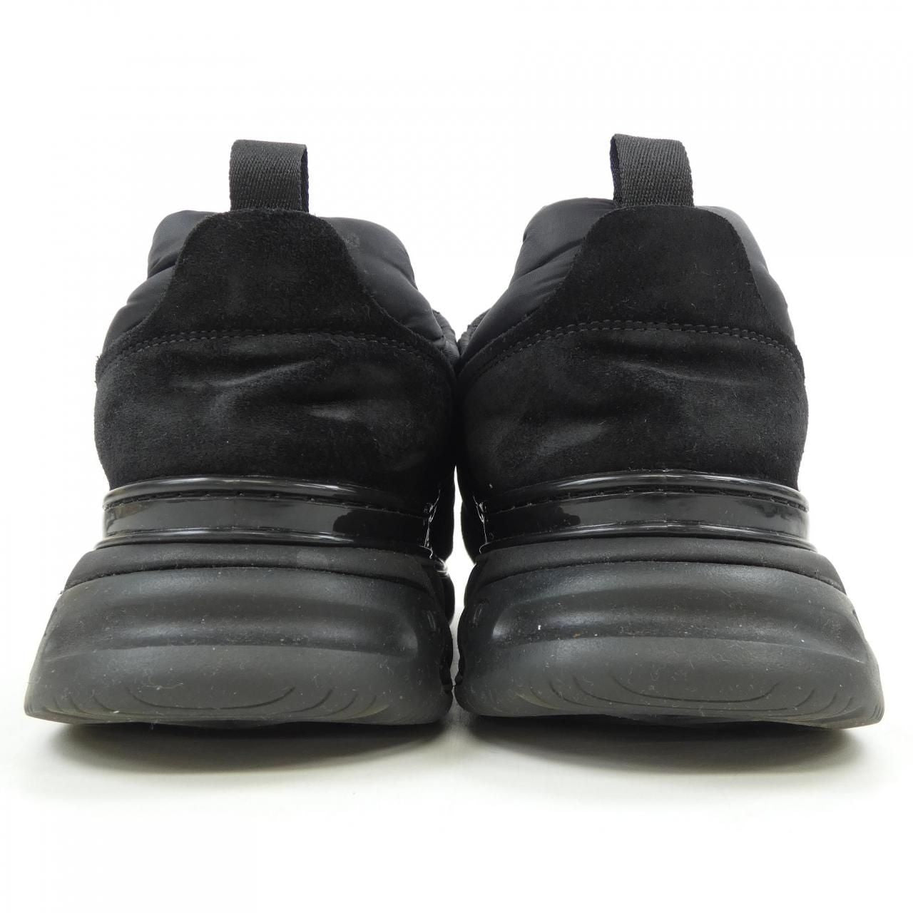 Chanel Chanel G38036 Sneakers