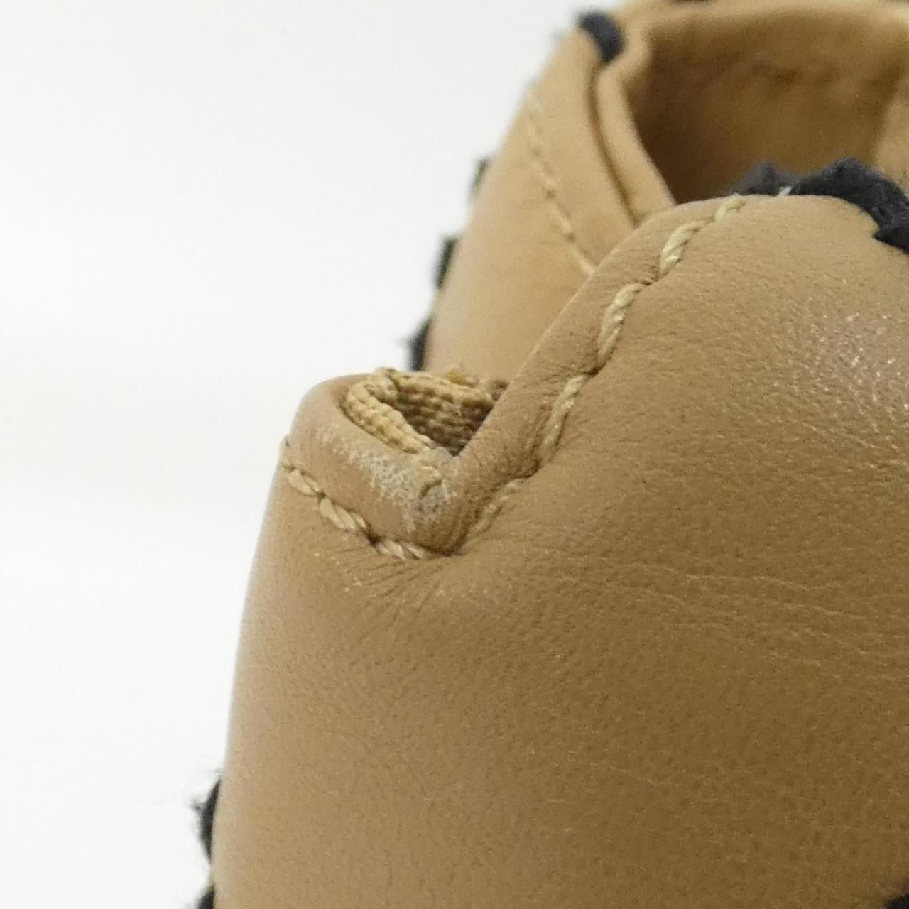 Vintage Chanel Wild Stitch Line 16799 Shoulder Bag