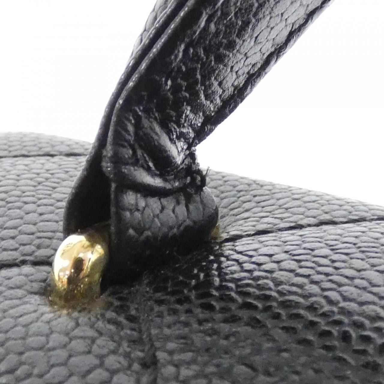 Vintage Chanel 12397 Bag