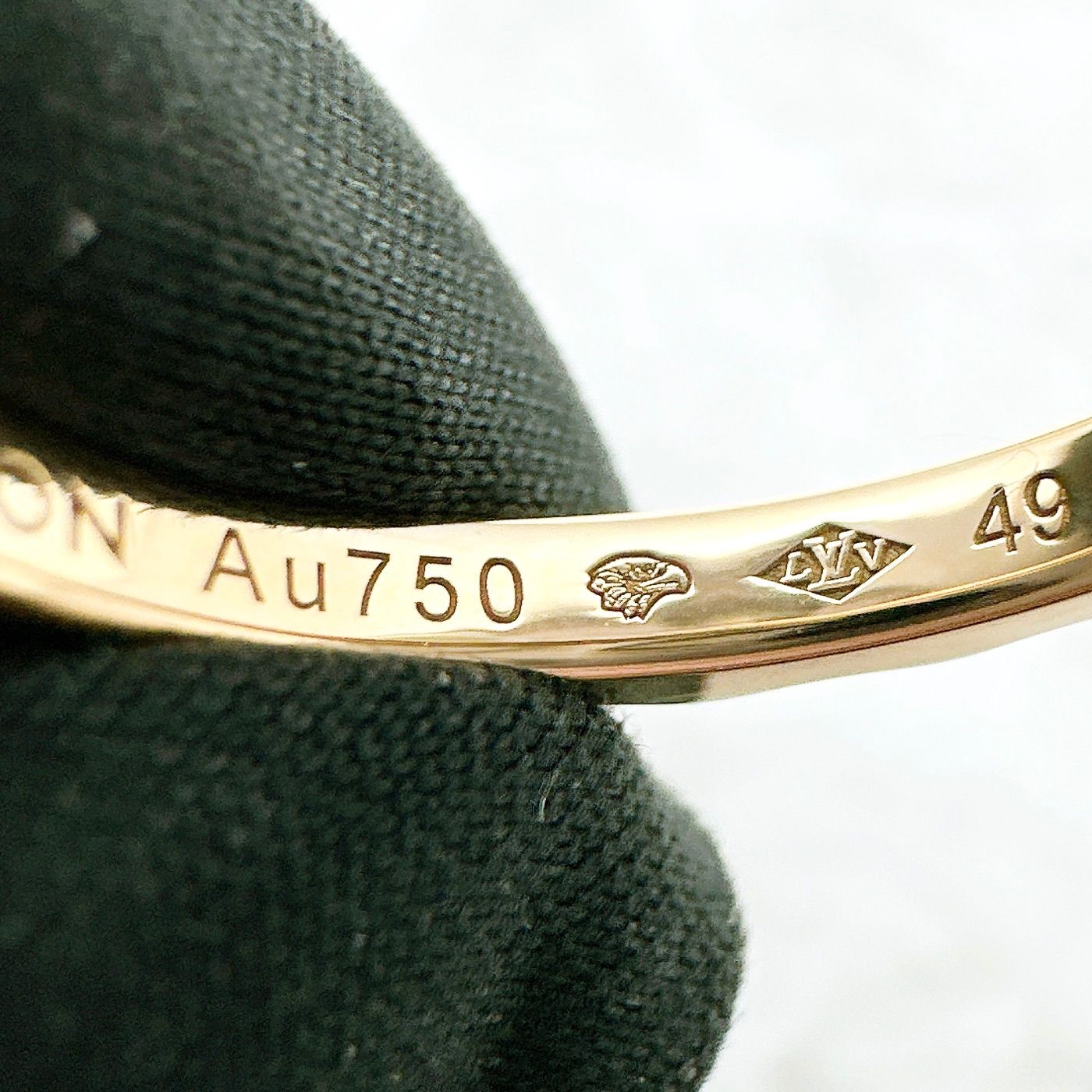 Louis Vuitton Monogram Infini Yellow Gold Ring 49 Approx