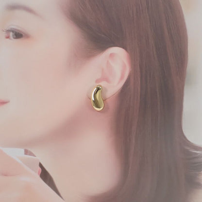 Tiffany & Co Bean Earrings Vintage 18K Yellow Gold