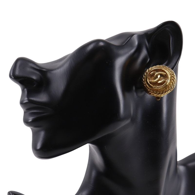 Chanel Coco Mark Vintage Gold Plated 93p Ladies 23.8g Earring