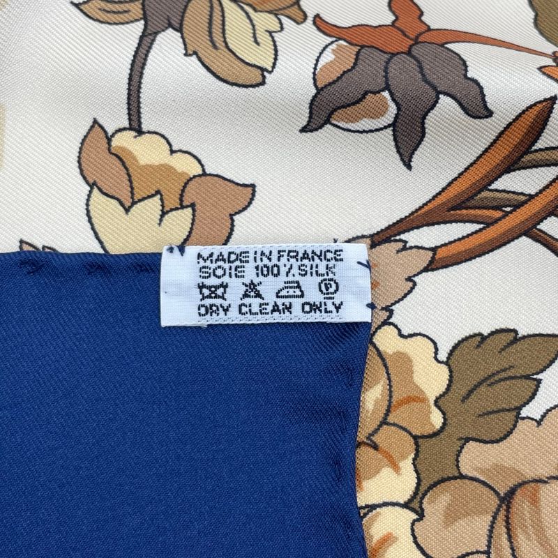Hermes Scarf Silk Carre 90 Copeaux Sawdust Horse Pattern Tool Beige Navy White