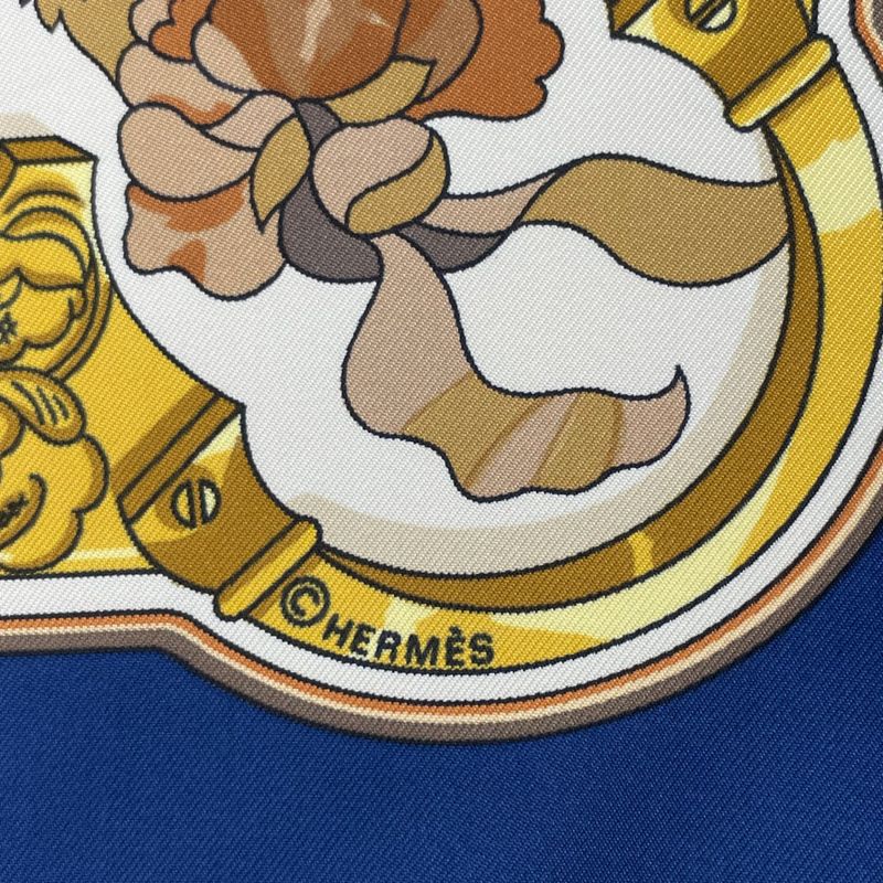 Hermes Scarf Silk Carre 90 Copeaux Sawdust Horse Pattern Tool Beige Navy White