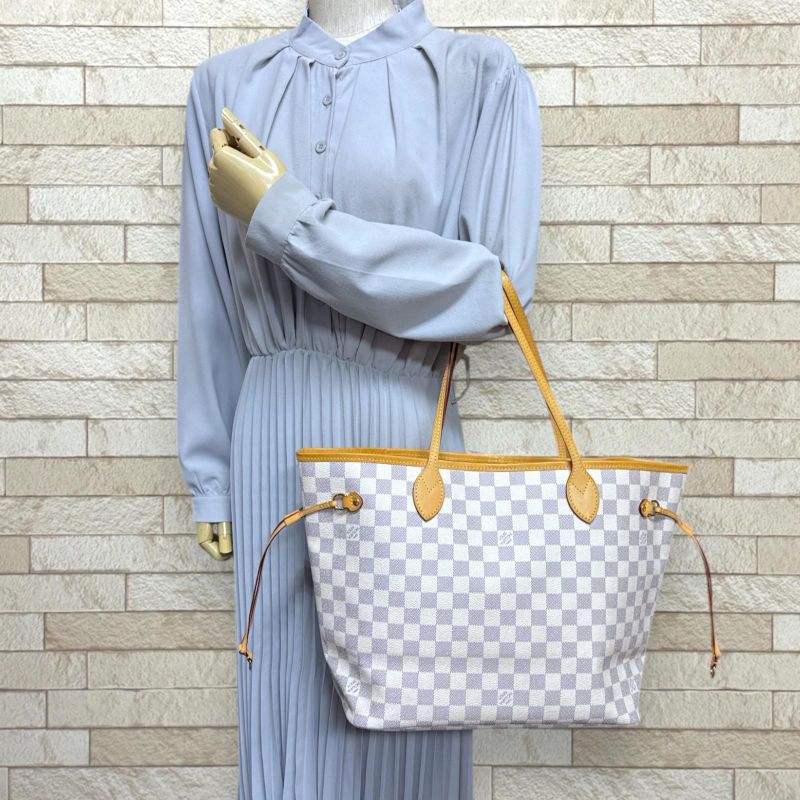Louis Vuitton Neverfull MM Damier Azure Tote Bag Damier Azure Canvas N51107