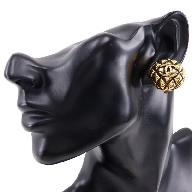 Chanel Coco Mark Matelasse Vintage Gold Plated 25 Ladies 23.6g Earring