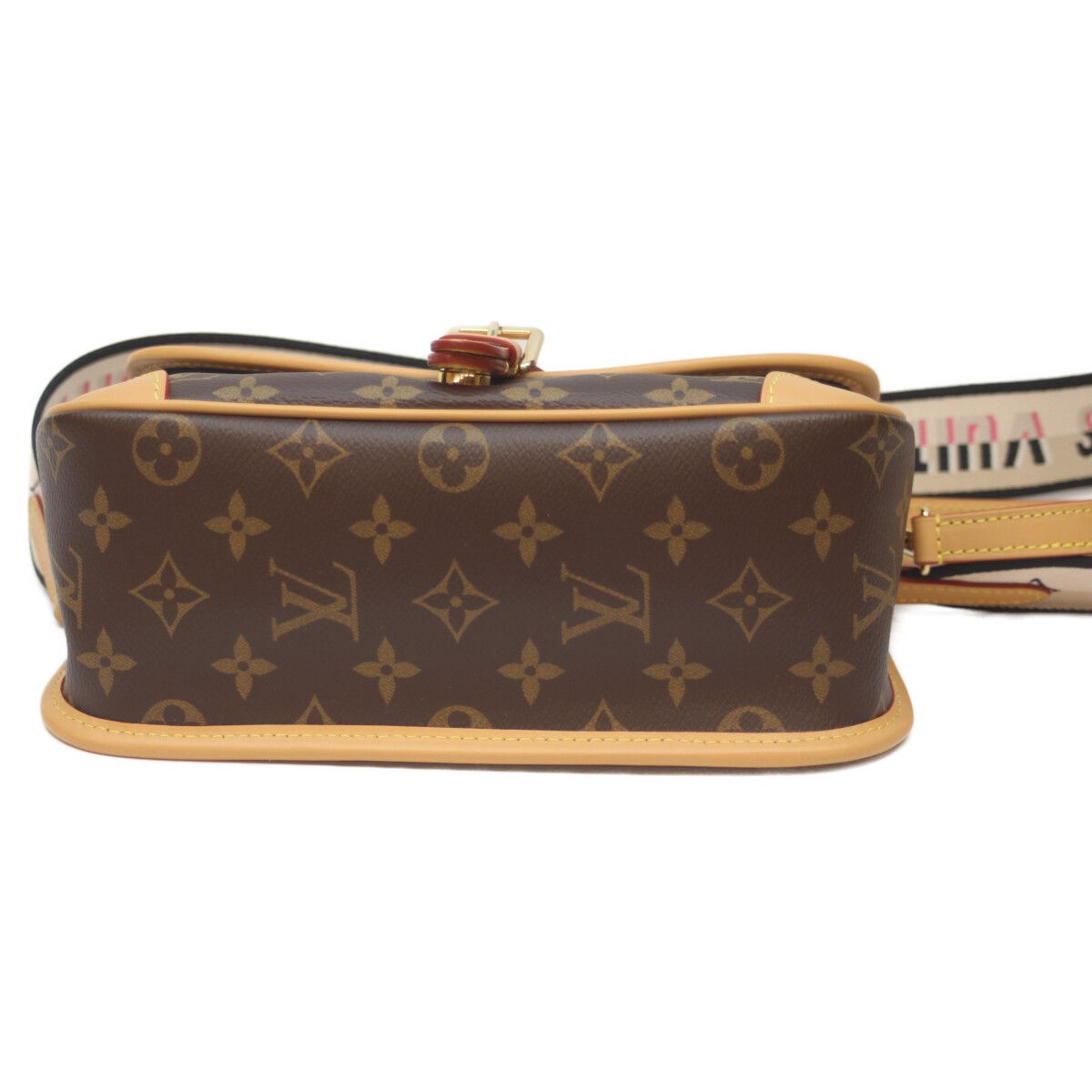 Louis Vuitton M45985 ﾓﾉｸﾞﾗﾑﾉﾜｰﾙ ﾃﾞｨｱﾇ