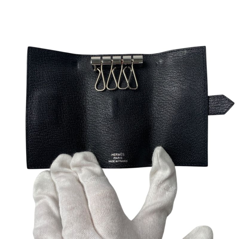 Hermes Women's Bearn 4 Key Case Vshardware W Engraved Chevre Misor Black
