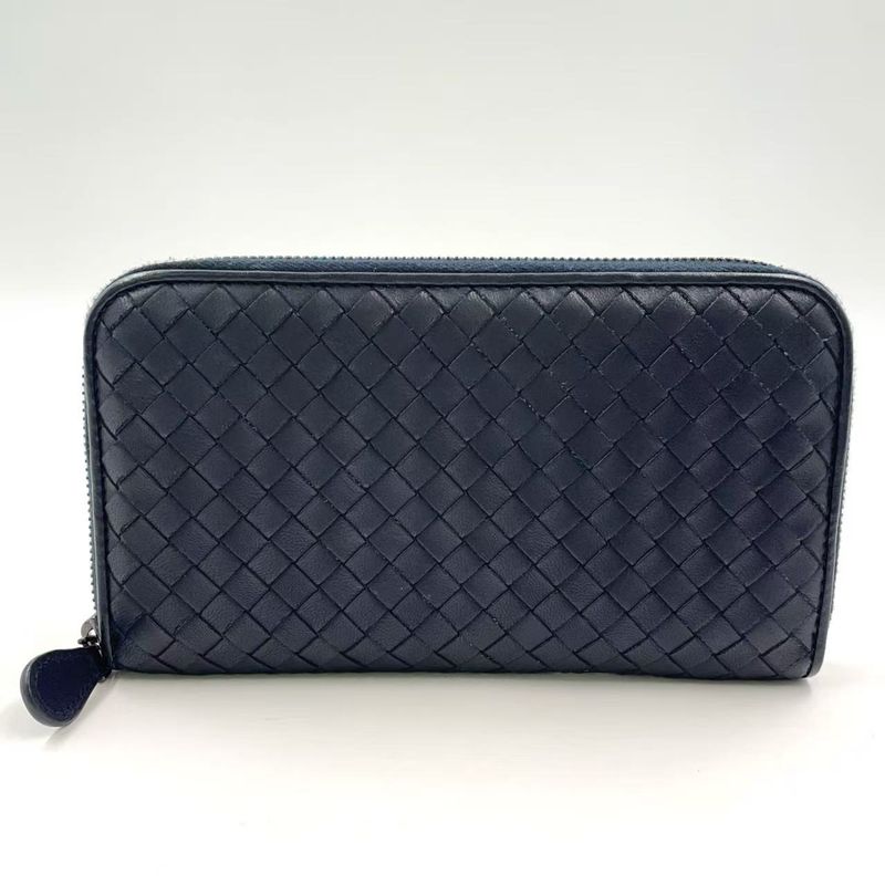 Bottega Veneta Intrecciato Round Zipper Leather Black Wallet Black