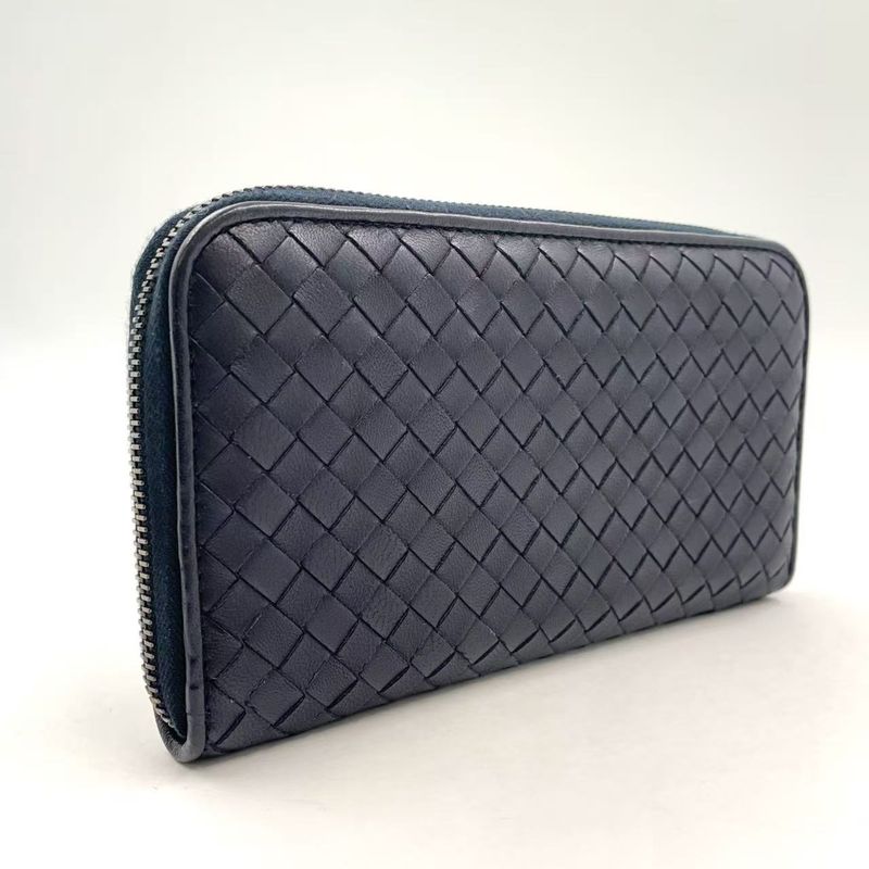 Bottega Veneta Intrecciato Round Zipper Leather Black Wallet Black