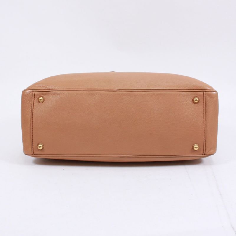 Gucci Interlocking G Leather Beige Handbag Gold 121544