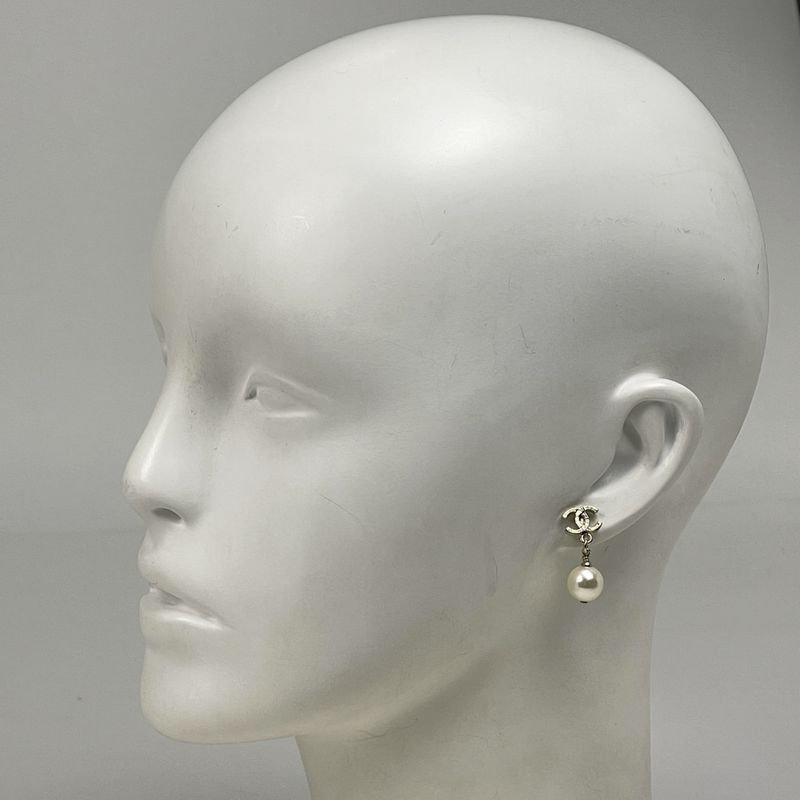 Chanel Coco Mark Earrings Swing Faux Pearl Earrings GP Gold White Ladies