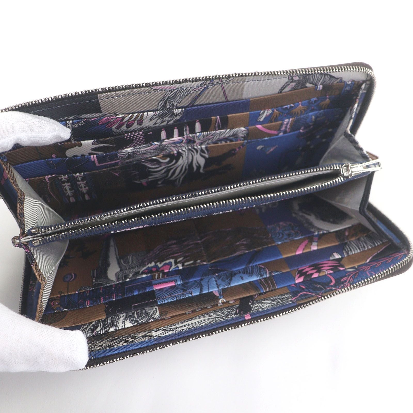 □Hermes Azap Long Silk in Vaux Epson Round Zip Wallet Long