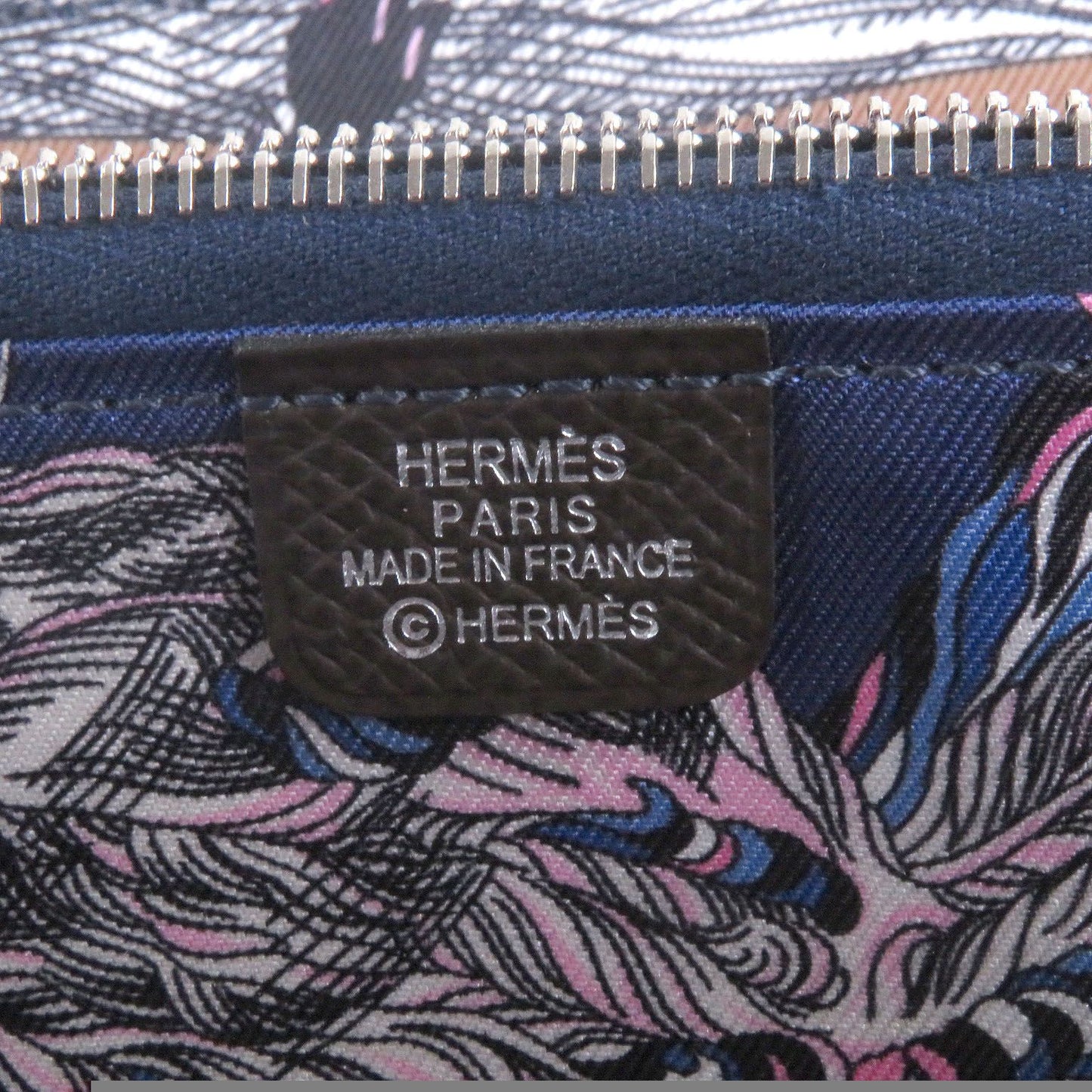 □Hermes Azap Long Silk in Vaux Epson Round Zip Wallet Long