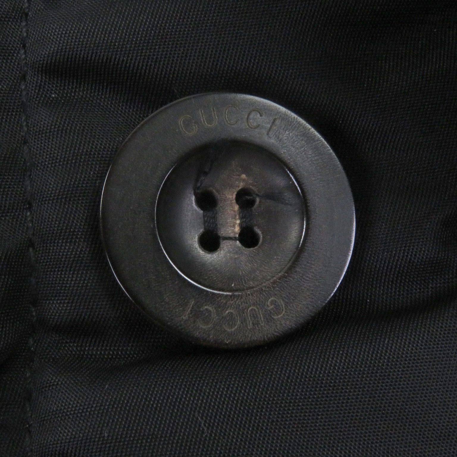 □Gucci Vintage Tom Ford Period Logo Button Batting
