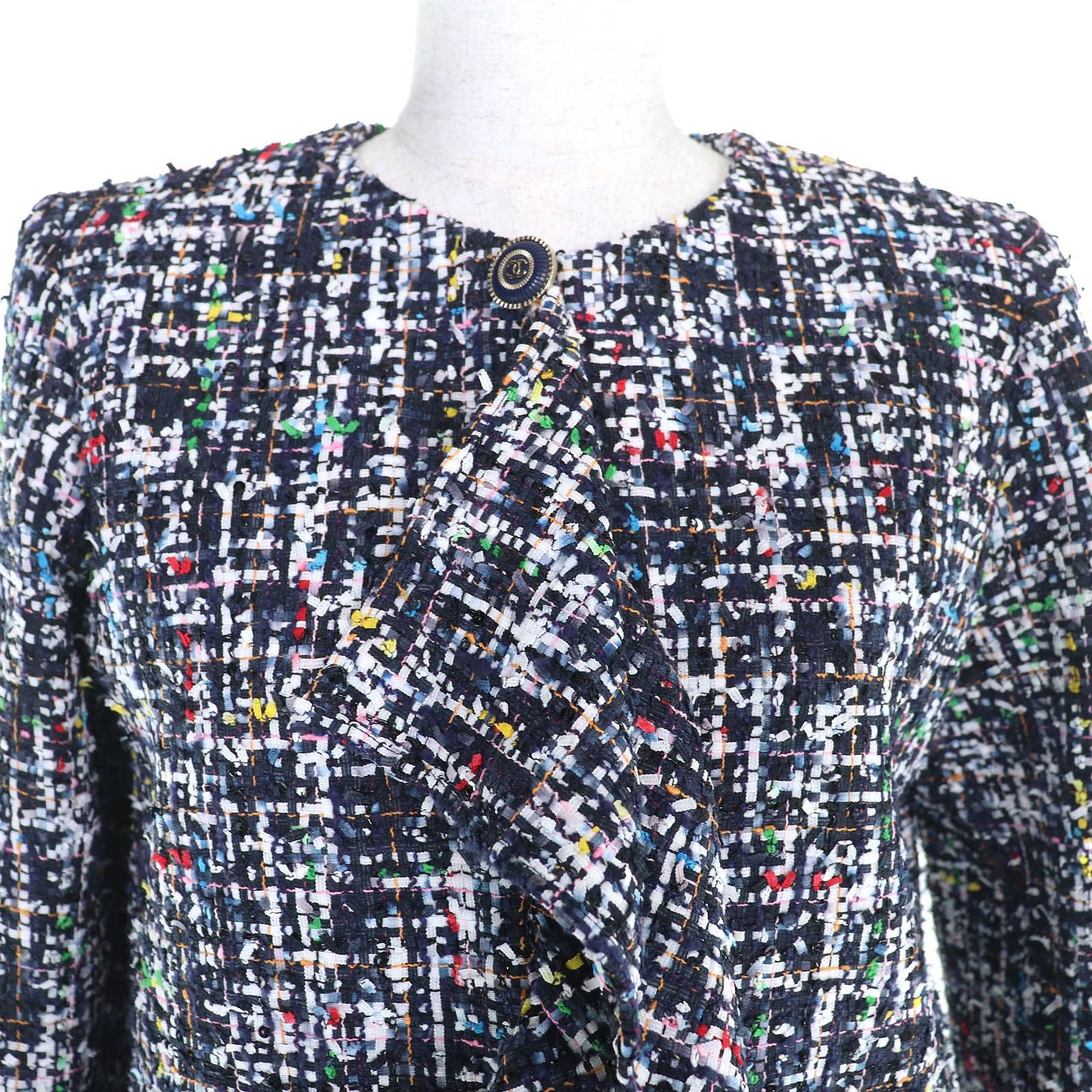 Extremely △Chanel 20c P62686 Here Mark Button Front