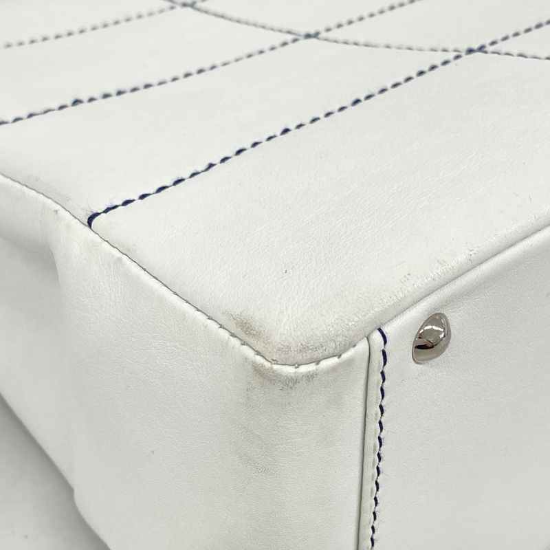 Chanel Tote Bag Chocolate Bar Leather White Navy Silver Hardware Ladies