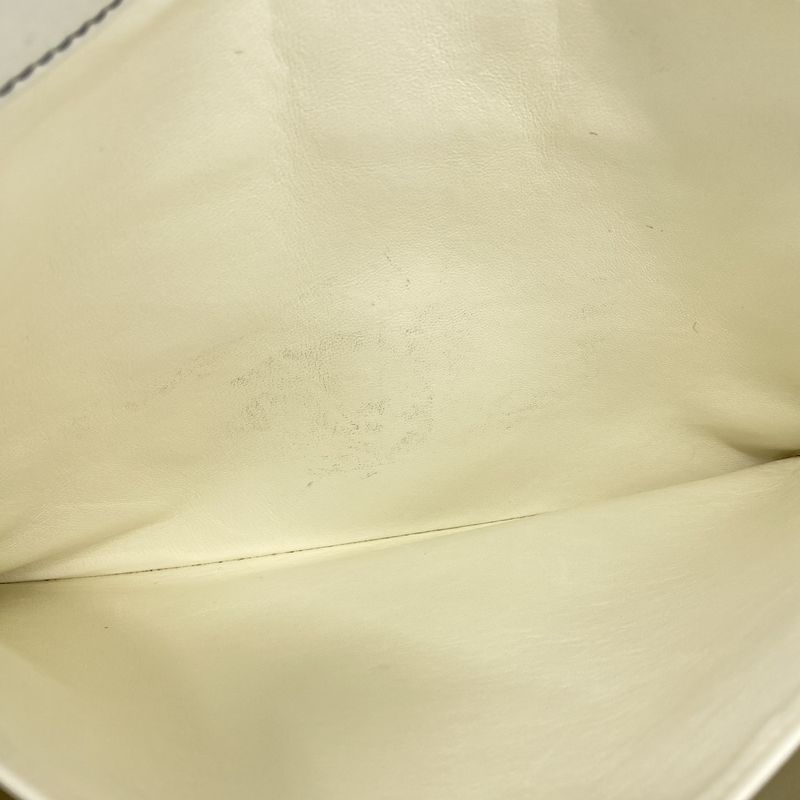 Chanel Tote Bag Chocolate Bar Leather White Navy Silver Hardware Ladies