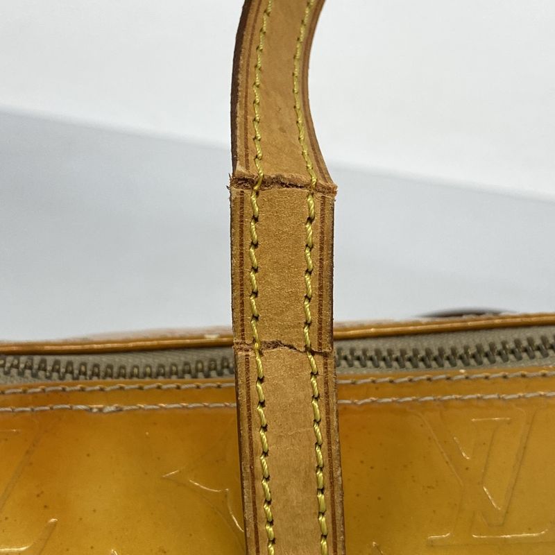 Louis Vuitton Handbag Vernis Bedford M91006 Beige Ladies