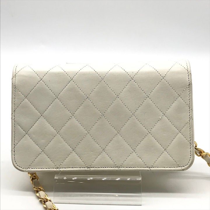 Chanel Quilted CC Logo Push Lock Chain Shoulder Bag Lambskin White