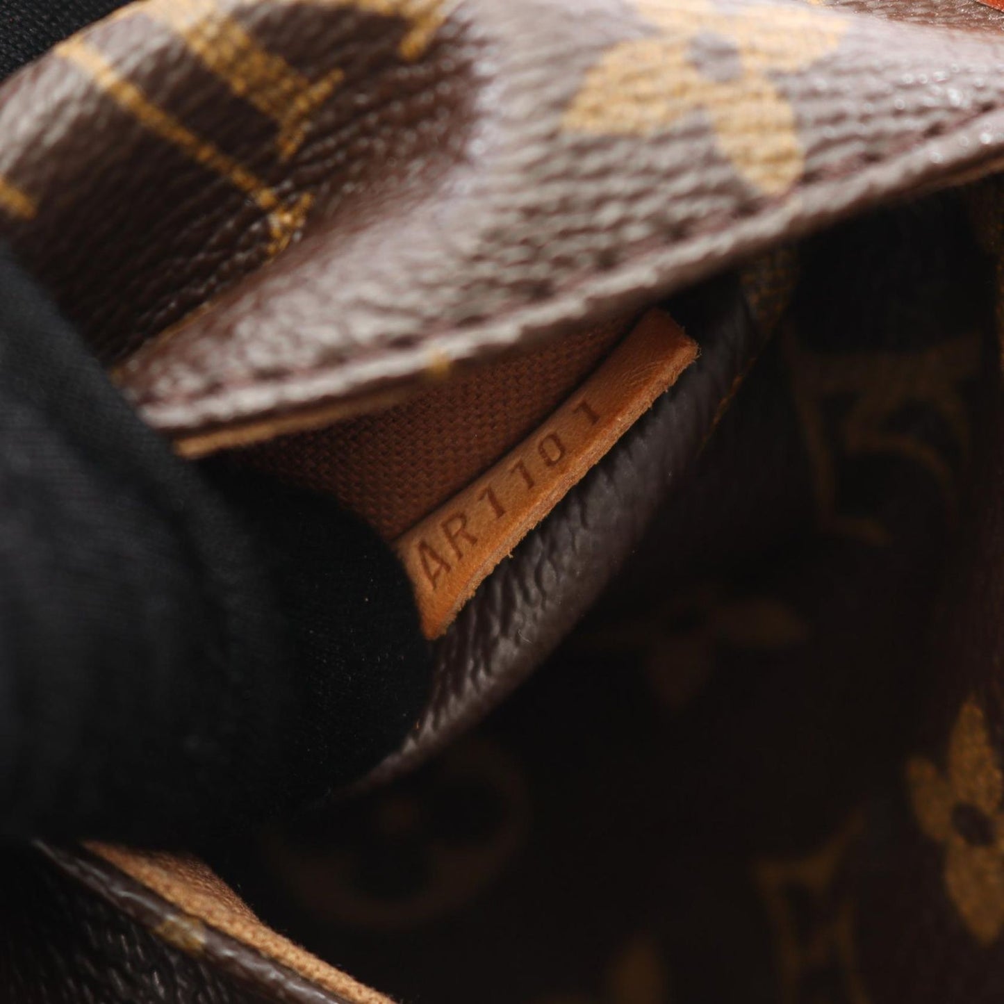 Louis Vuitton Tote Bag Totally MM M56689 PVC Coated Canvas Leather Totally MM