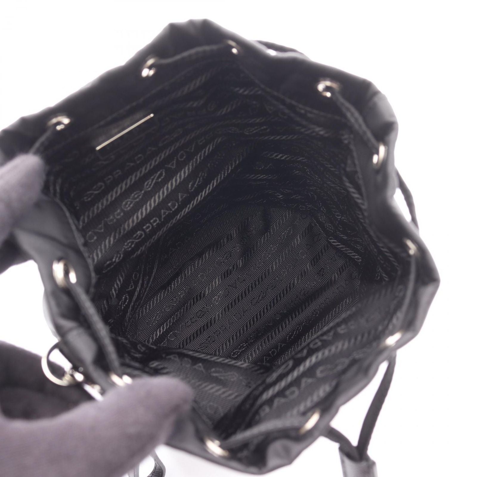 Prada Pouch Vela Re-Nylon 1ns369_r067_f0002 Black Nylon Saffiano Leather