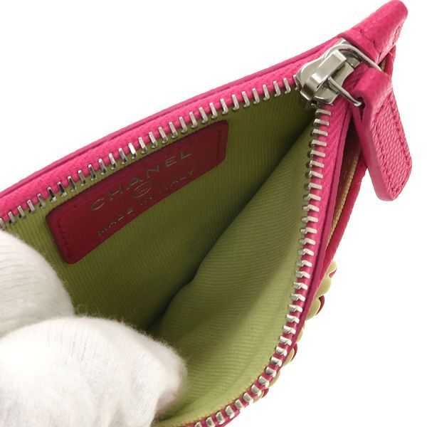 Chanel 19 Caviar Matelasse Card Case