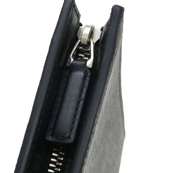 Gucci GG Supreme Clutch Bag 475316