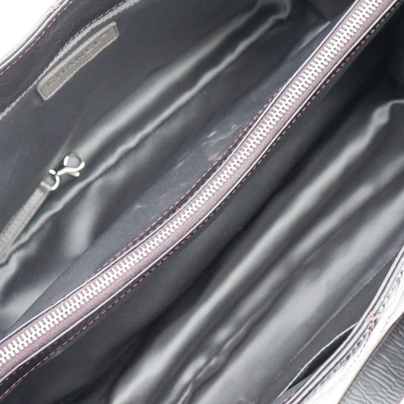 Chanel Grand Shopping Tote XL Matelasse Chain Tote Wrinkled A66865 Patent