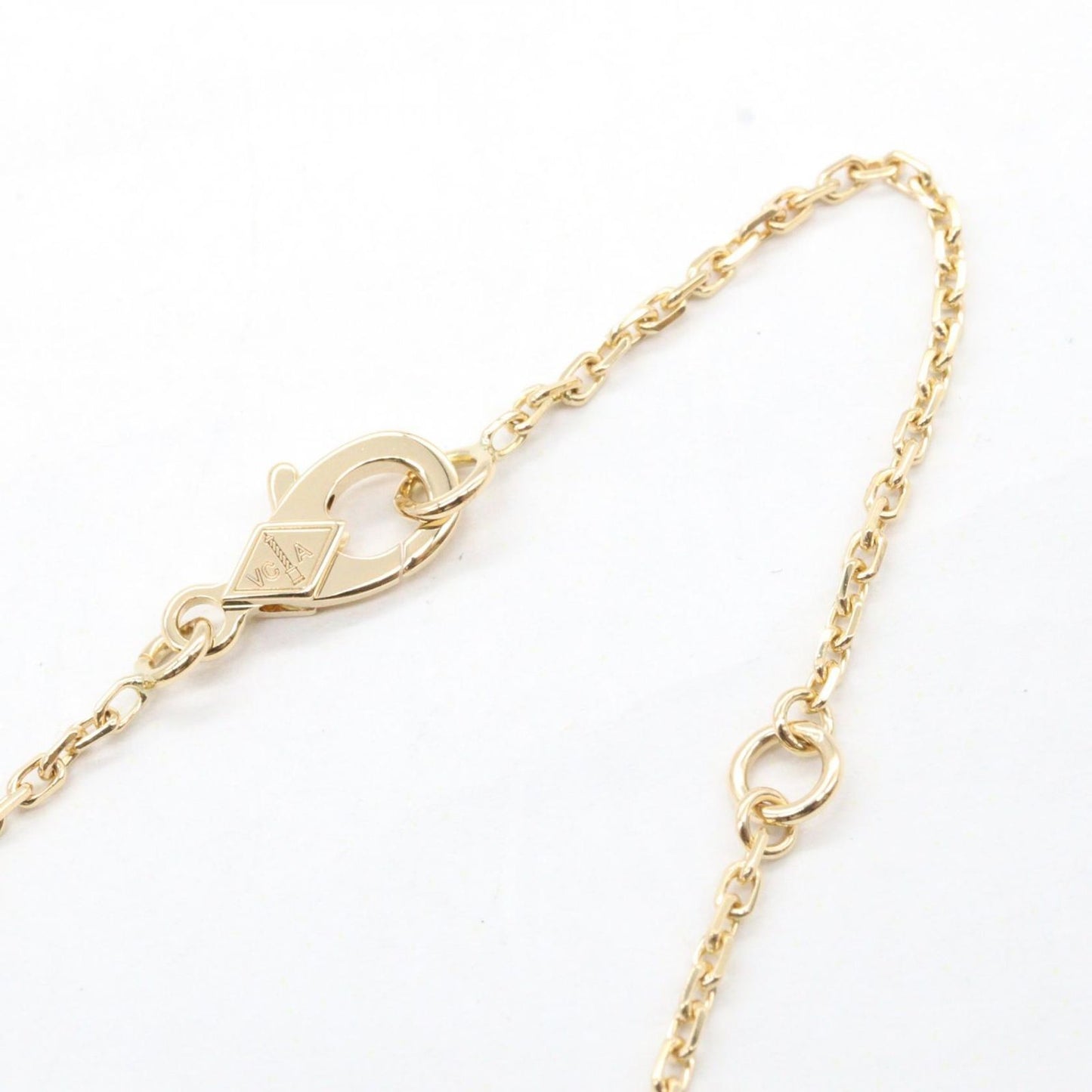 Van Cleef & Arpels Necklace Vintage Alhambra Mother of Pearl 1pd Necklace Neck