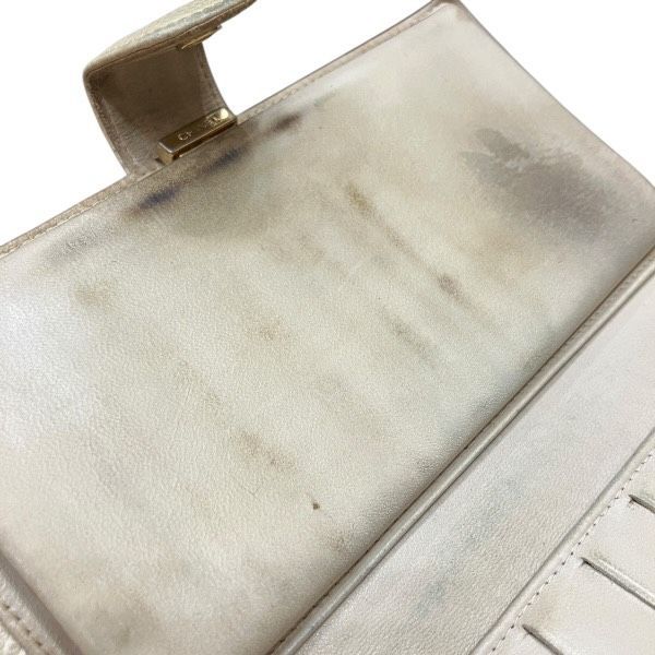 Chanel Caviar Skin Ivory Bifold Wallet Ladies