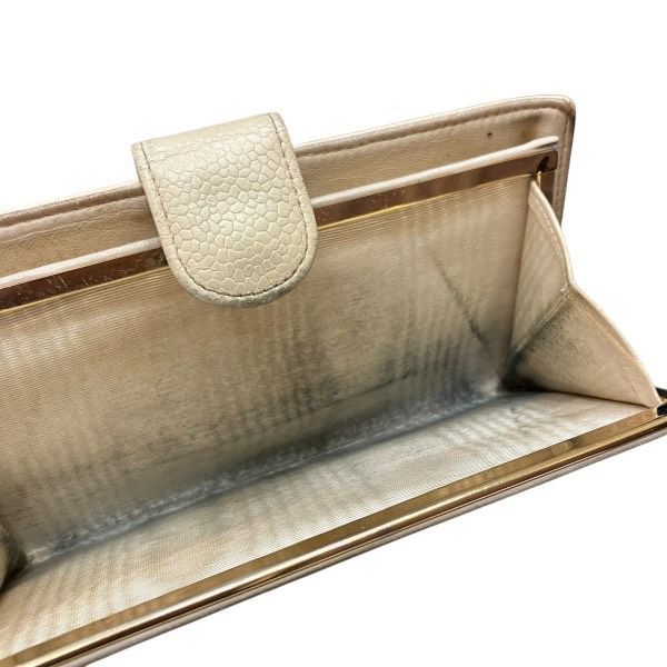 Chanel Caviar Skin Ivory Bifold Wallet Ladies