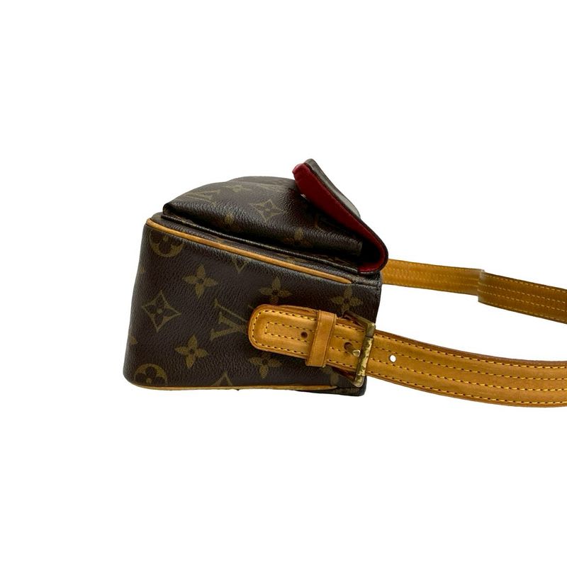 Louis Vuitton Monogram Leather One Shoulder Bag Semi-shoulder
