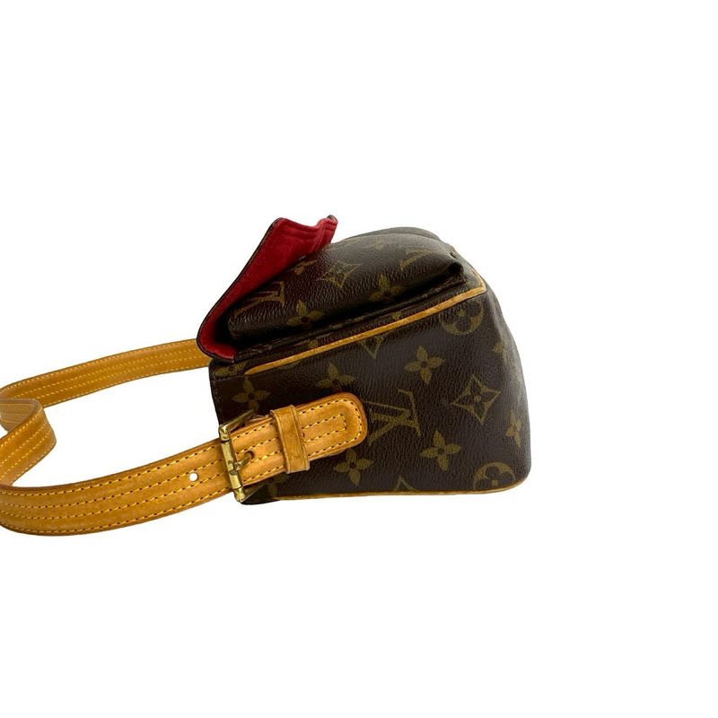 Louis Vuitton Monogram Leather One Shoulder Bag Semi-shoulder