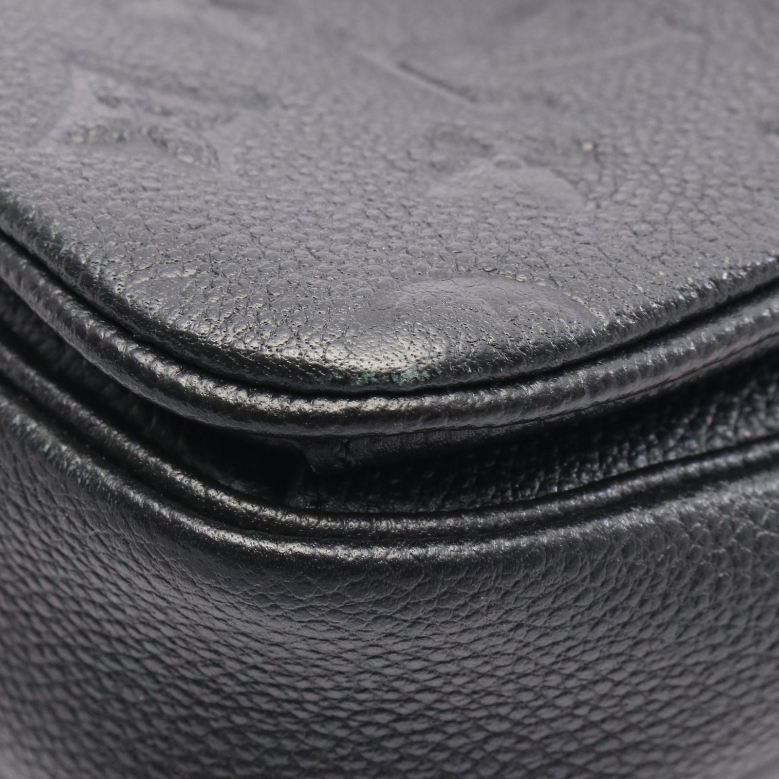 Louis Vuitton Handbag Pochette Metis MM Monogram Empreinte Noir M41487 Noir