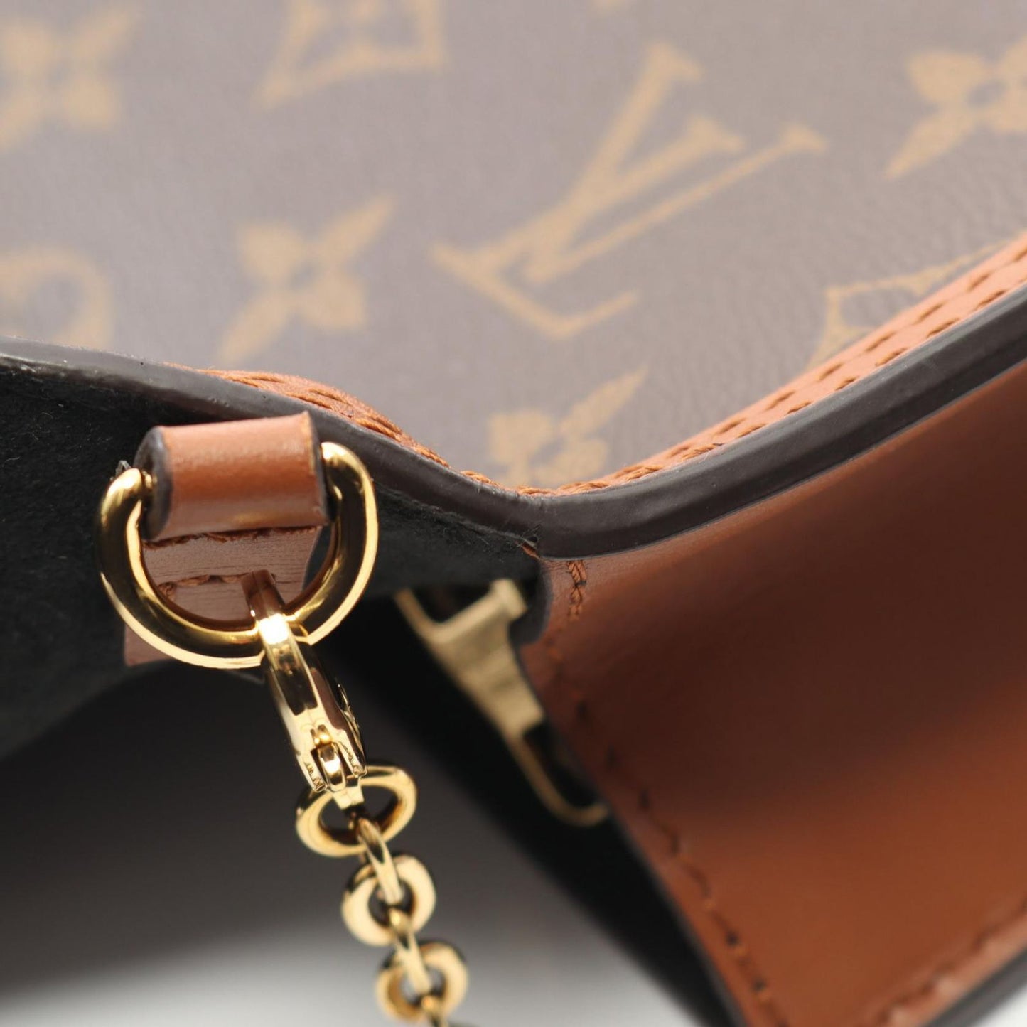 Louis Vuitton Shoulder Bag Portefeuille Dauphine Monogram Reverse M68746 PVC