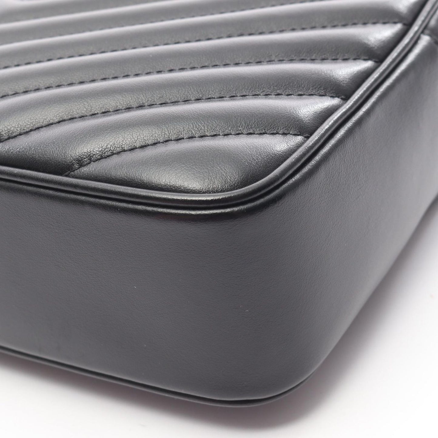 Saint Laurent Paris Saint Laurent Paris Shoulder Bag Lou Monogram 574494 Black