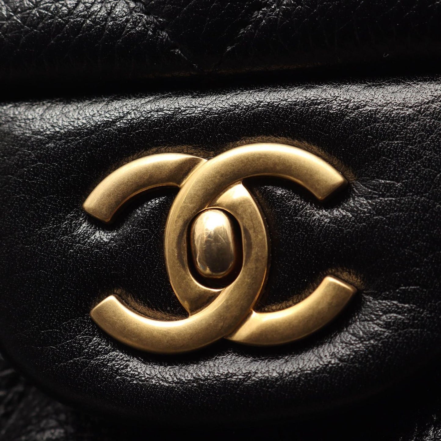 Chanel Shoulder Bag Maxi Flap Matelasse Black Leather Matelasse Maxi Flap Chain