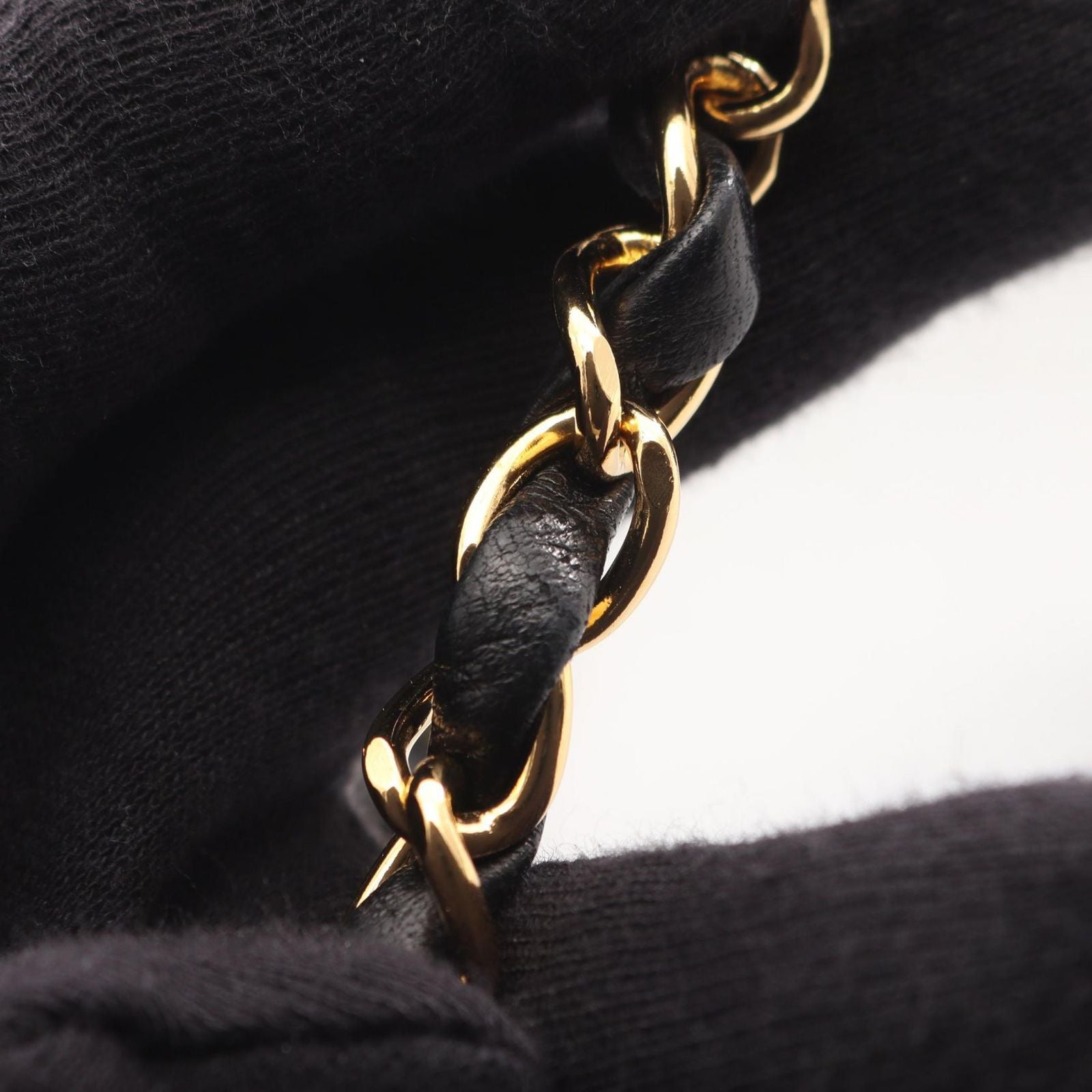 Chanel Shoulder Bag Matelasse Diana Flap Black Lambskin Matelasse Diana Chain