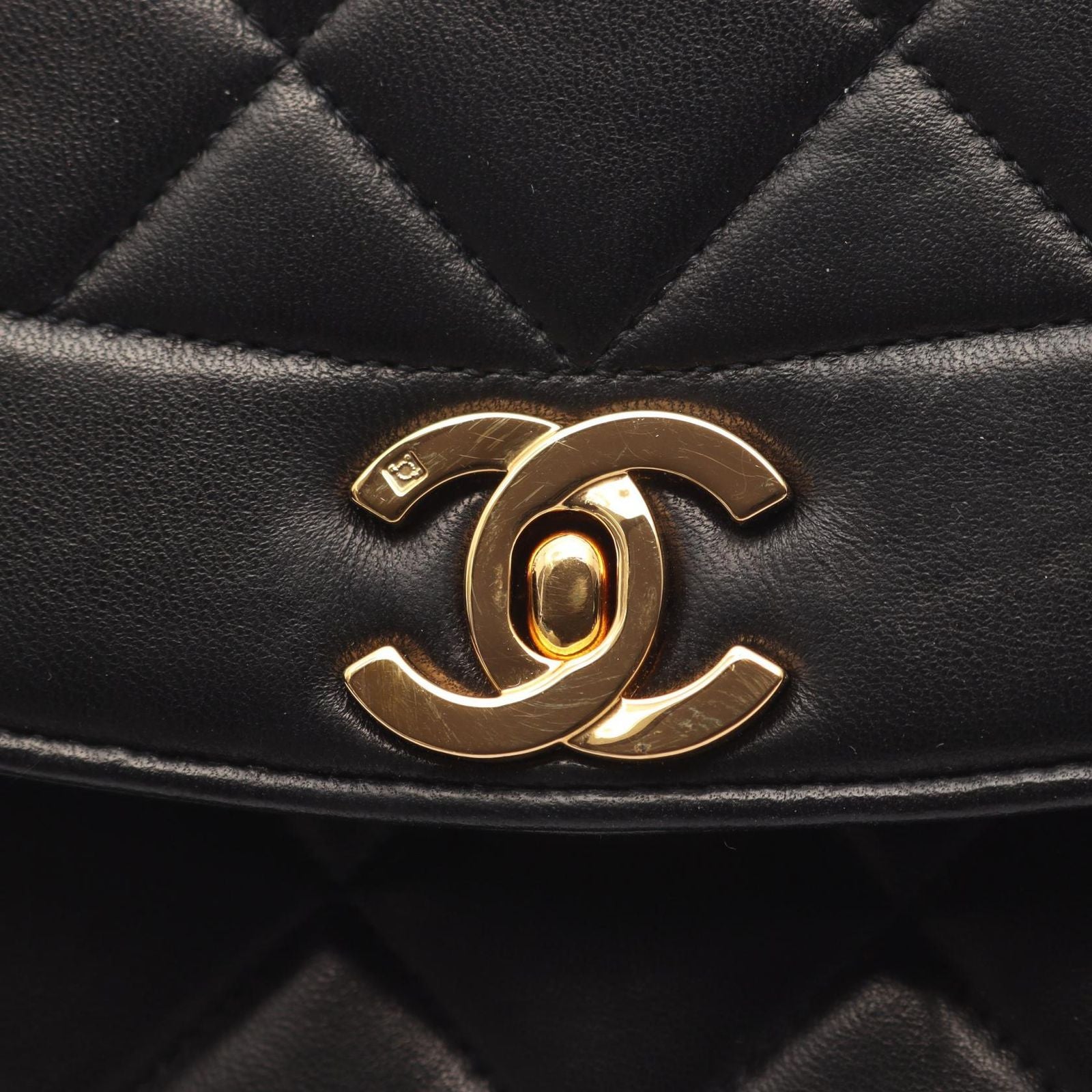 Chanel Shoulder Bag Matelasse Diana Flap Black Lambskin Matelasse Diana Chain