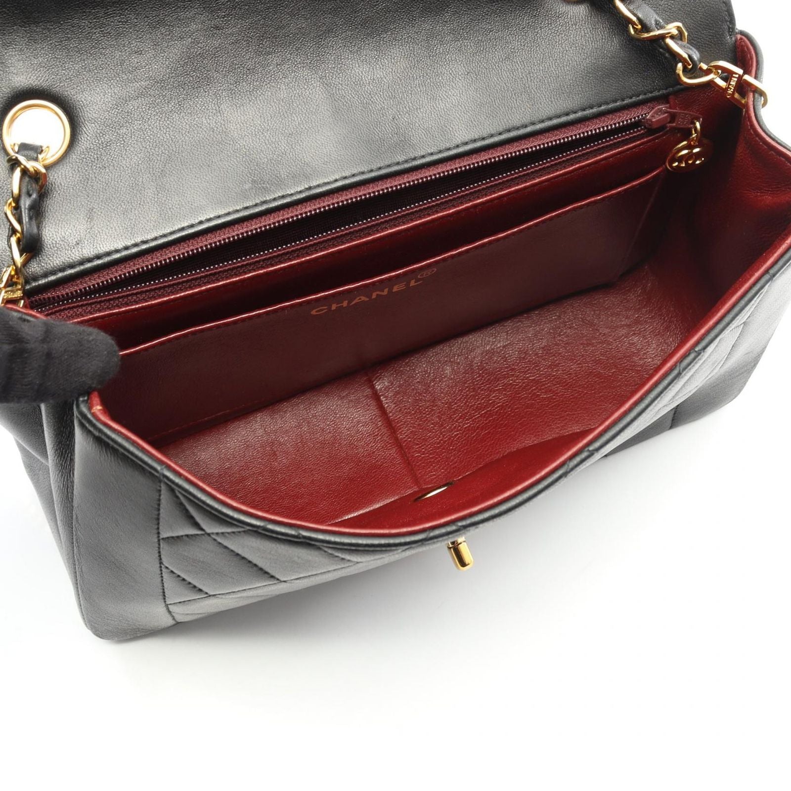 Chanel Shoulder Bag Matelasse Diana Flap Black Lambskin Matelasse Diana Chain