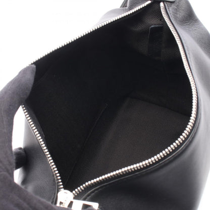 Loewe Shoulder Bag Cubi Small B906q63x041100 Black Leather Shoulder Bag Unisex