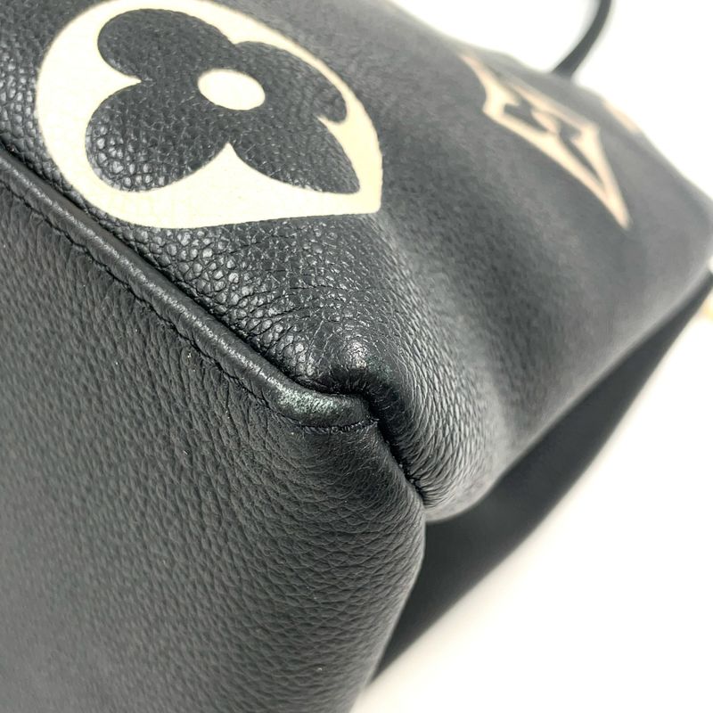 Louis Vuitton Grand Palais MM Monogram ・empreinte Rfid Compatible Leather Black