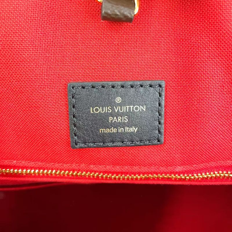 Louis Vuitton on the Go GM Monogram Giant Monogram Giant Rfid Ic Chip Leather ×
