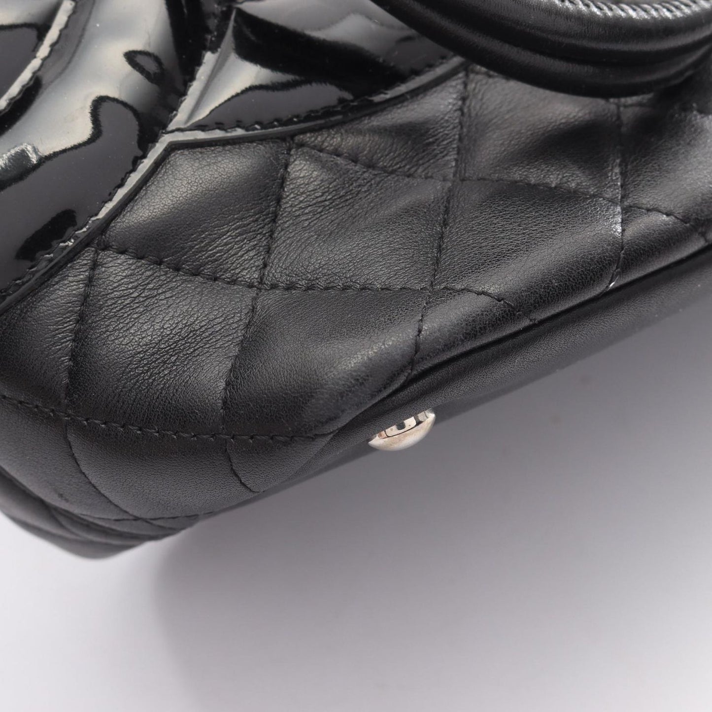 Chanel Tote Bag Cambon Line Medium Black/black Enamel Leather Patent Leather