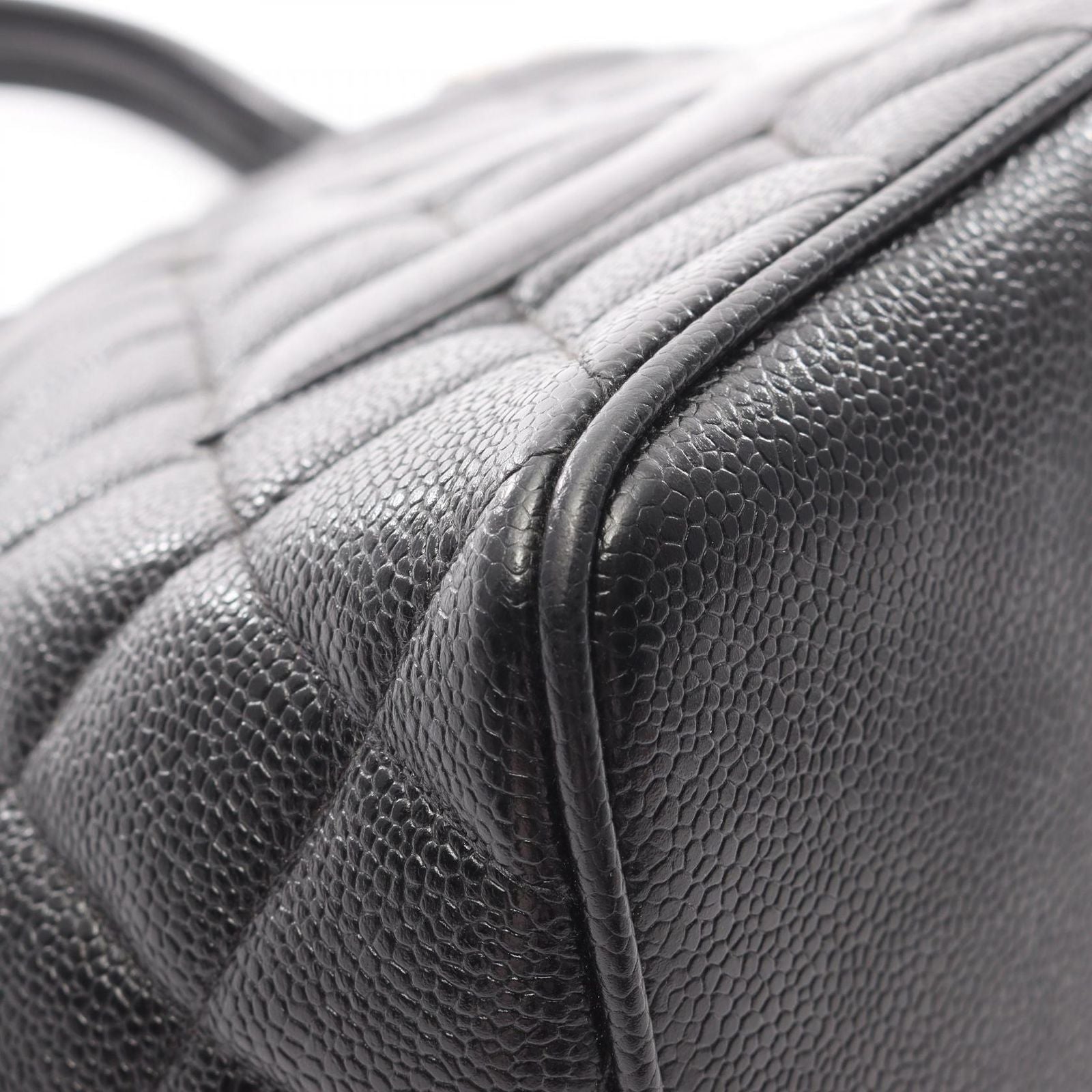 Chanel Tote Bag Reproduction Tote Black Leather Reproduction Tote Ladies B