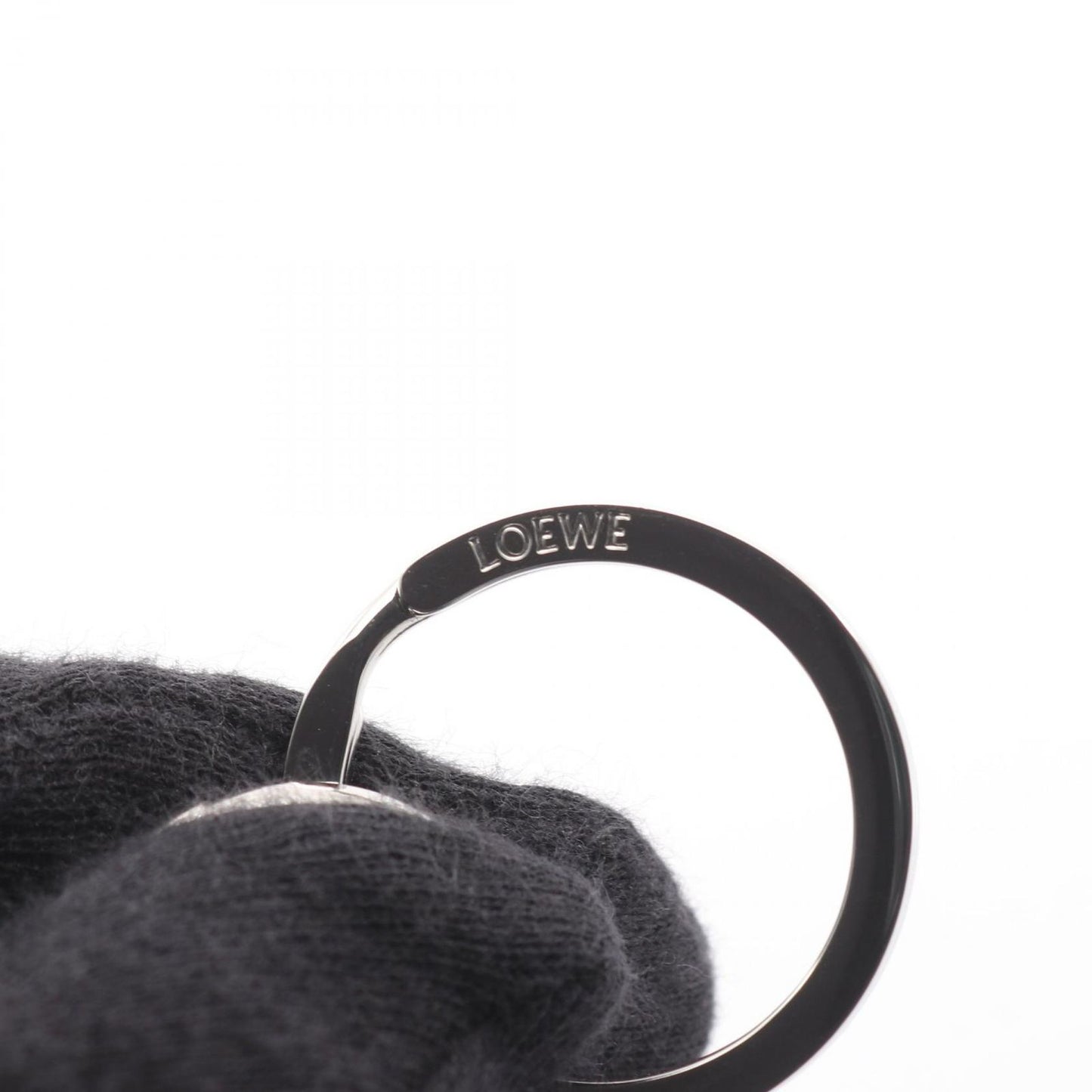 Loewe Key Holder Pebble Anagram Key Ring Bottle Opener C621231x079230 Silver